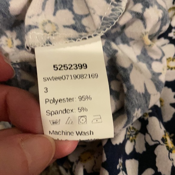 Shein Womens Size Medium Floral Daisy Long Sleeved Top Shirt Blue White Low Cut - Picture 14 of 15